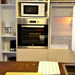 Center Apartment *